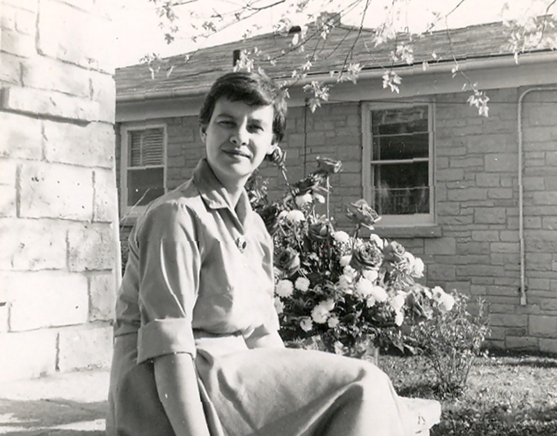 Esther Lederberg in Wisconsin in 1958. Courtesy of The Esther M. Zimmer Lederberg Memorial Website