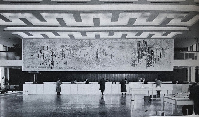  Marine Exchange Bank Opening, interior of the teller booths with Merritt Yearsley’s mosaic mural above. Photo originally published June 5 1962, ©Milwaukee Journal Sentinel - USA TODAY NETWORK